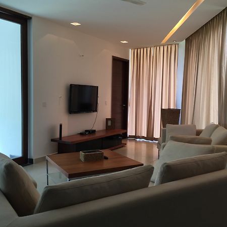 Calem Grove Hotel Кандолим Екстериор снимка